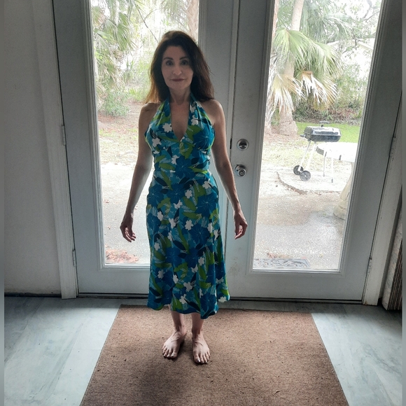 Laundry by Shelli Segal Halter Dress - Sz. 4 - EUC - Picture 9 of 10